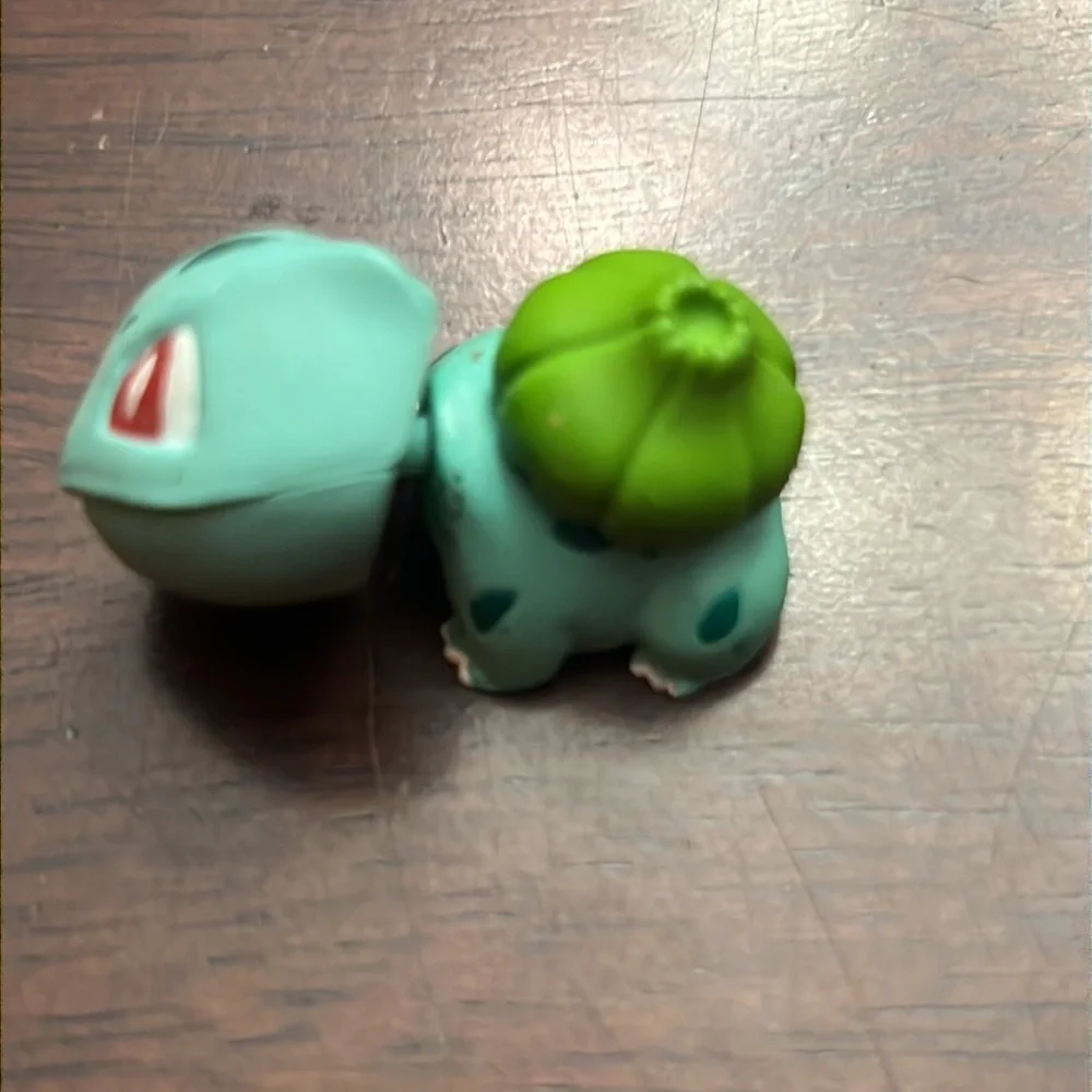 bulbasaur pokemon figure bandai 2005